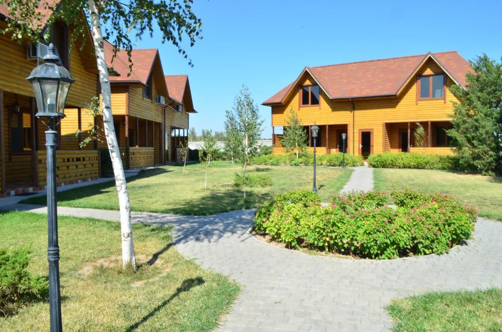 Panska Hata Hotel Nyzhnya Khortytsya Exterior foto