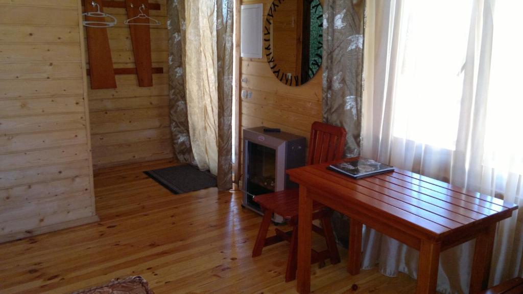 Panska Hata Hotel Nyzhnya Khortytsya Quarto foto