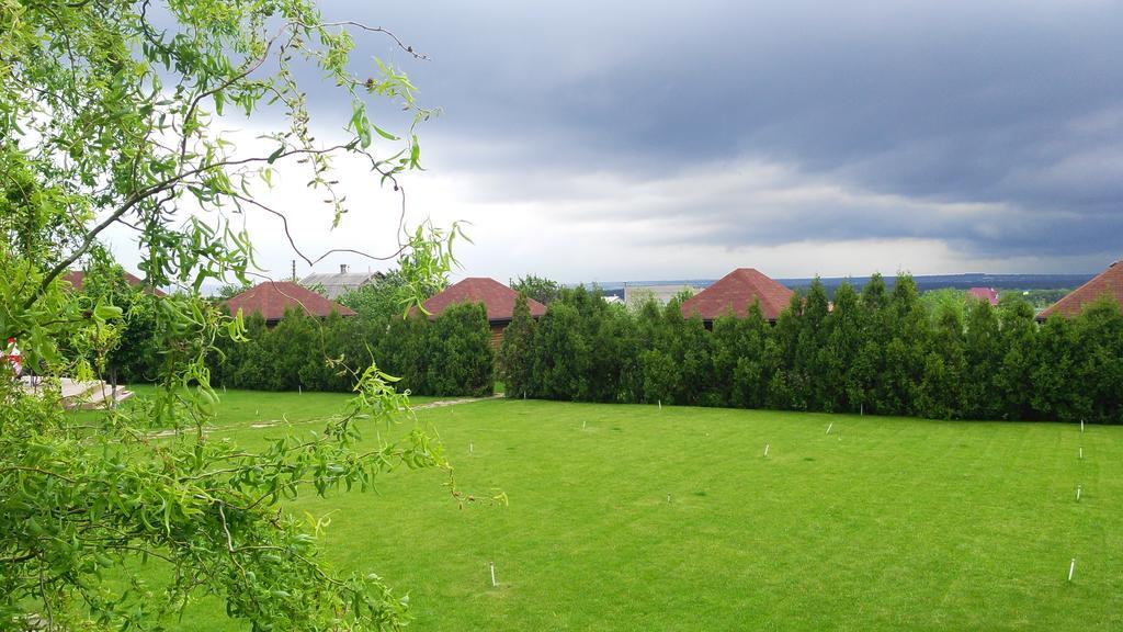 Panska Hata Hotel Nyzhnya Khortytsya Exterior foto